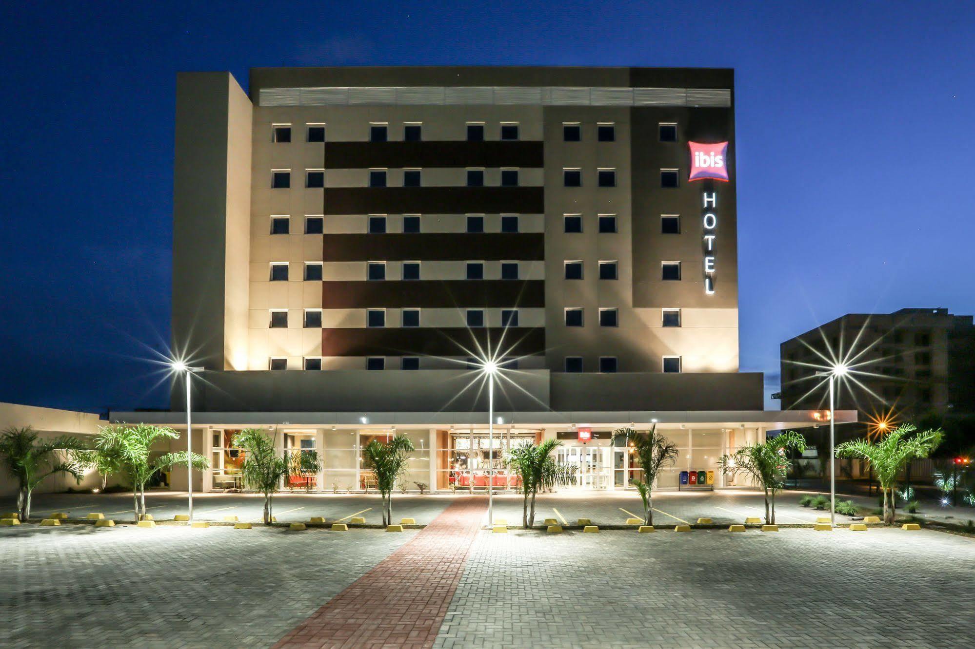 Ibis Sinop Hotel Bagian luar foto
