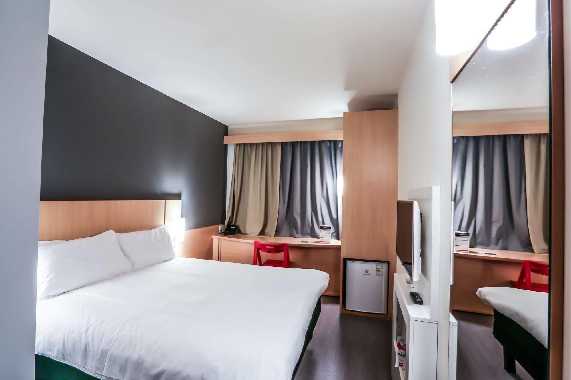 Ibis Sinop Hotel Bagian luar foto
