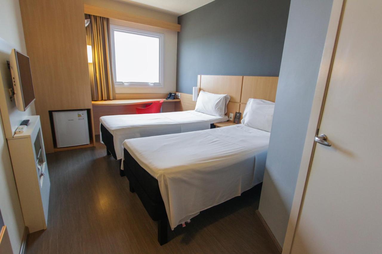 Ibis Sinop Hotel Bagian luar foto