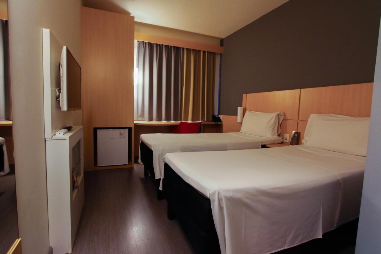 Ibis Sinop Hotel Bagian luar foto